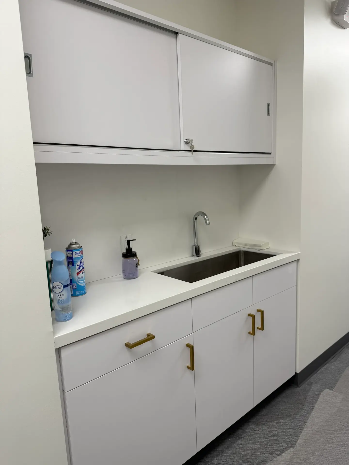 Village Oaks — completed clinic interior